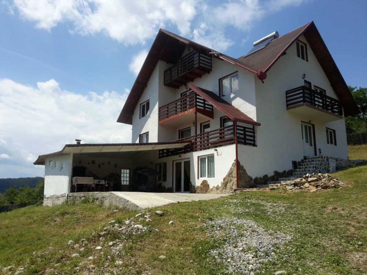 La Curtea Argeseana Apartment Valea Iasului Bagian luar foto