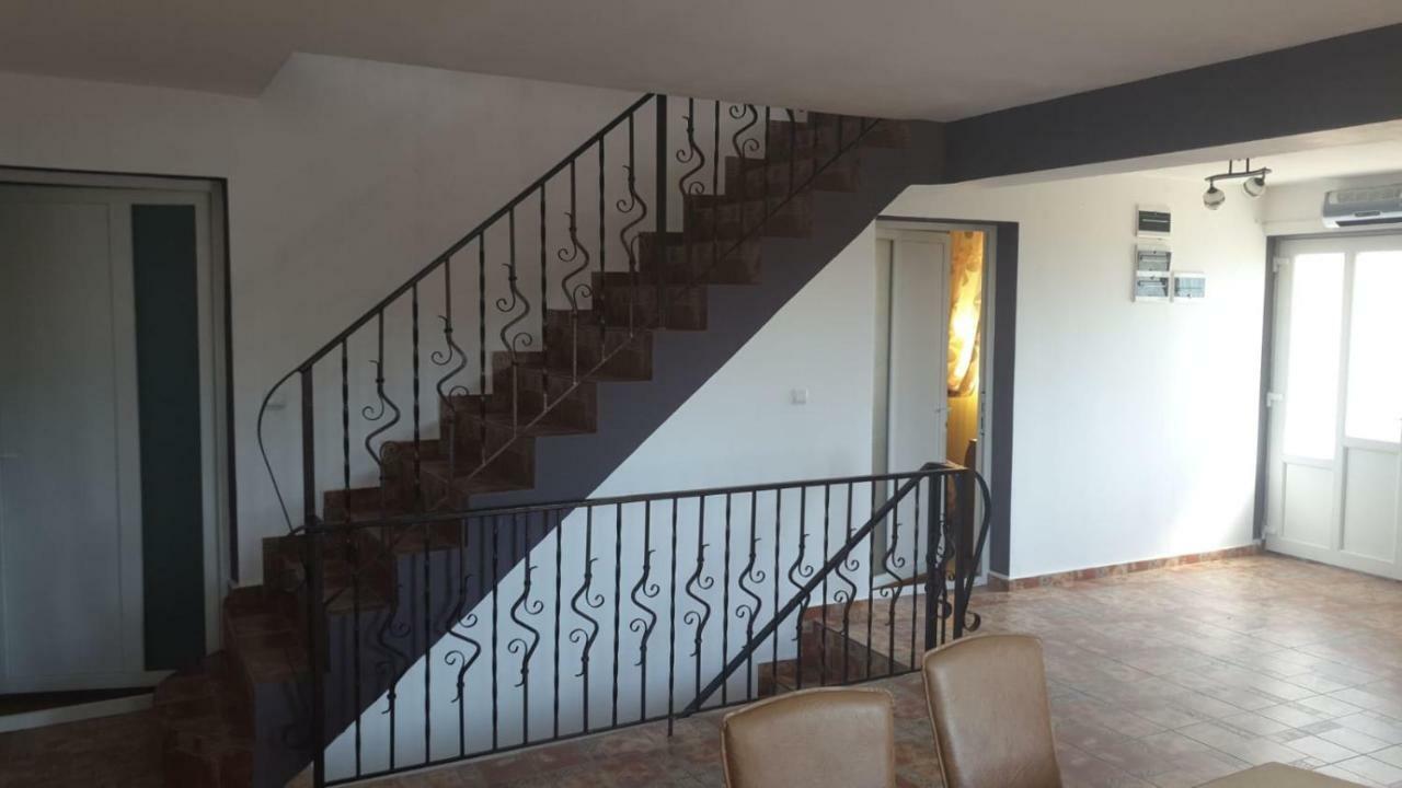 La Curtea Argeseana Apartment Valea Iasului Bagian luar foto