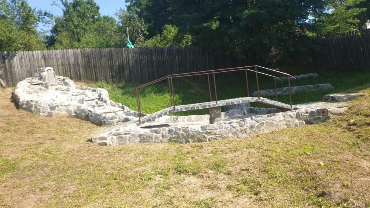 La Curtea Argeseana Apartment Valea Iasului Bagian luar foto